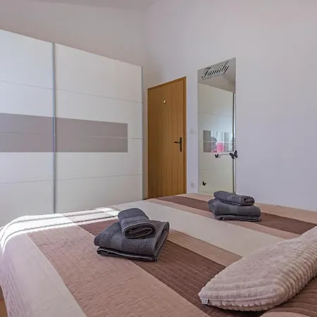 ホテル 2 Bedroom In 4*