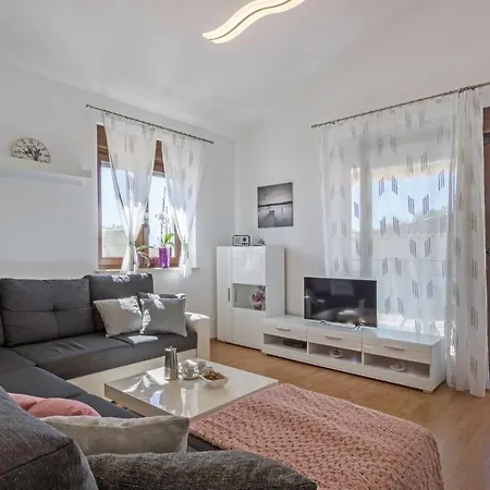 2 Bedroom In 4*