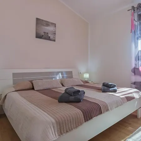 2 Bedroom In Galizana